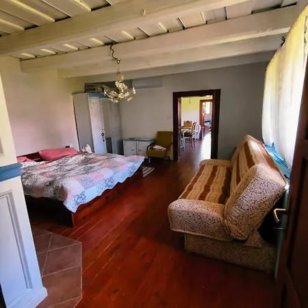 Dovolenkový dom Ubytovaci Domcek U Podhajske Levice